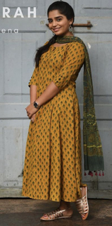 Gouri Kishan feet photo 12