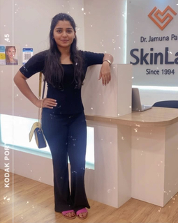 Gouri Kishan feet photo 11