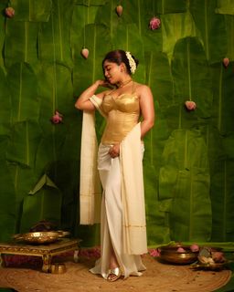 Gouri Kishan feet photo 3