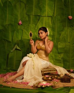 Gouri Kishan feet photo 1
