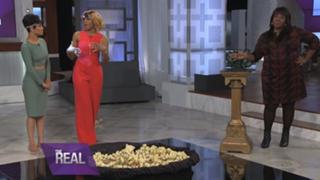 Grace Byers feet photo 4