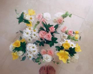 Grace Caroline Currey feet photo thumbnail