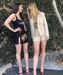 Grace Caroline Currey feet photo thumbnail