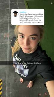 Grace Charis feet photo thumbnail
