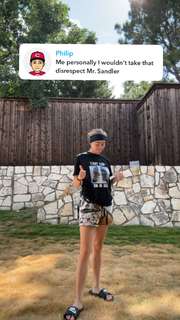 Grace Charis feet photo thumbnail