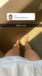 Grace Charis feet photo thumbnail