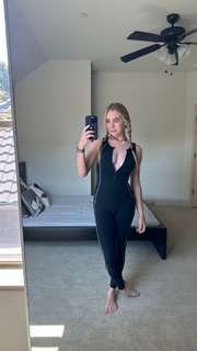 Grace Charis feet photo thumbnail