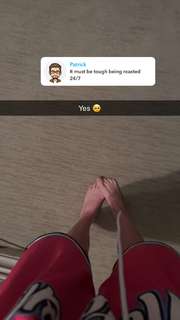 Grace Charis feet photo thumbnail