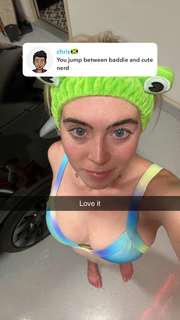 Grace Charis feet photo thumbnail