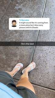 Grace Charis feet photo thumbnail