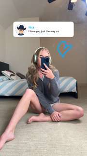 Grace Charis feet photo thumbnail