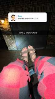 Grace Charis feet photo thumbnail