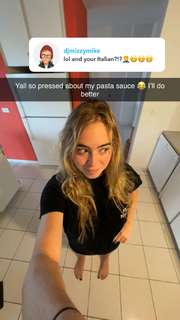 Grace Charis feet photo thumbnail