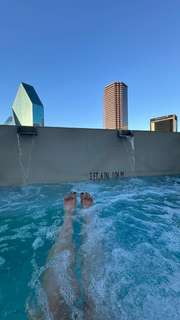 Grace Charis feet photo thumbnail