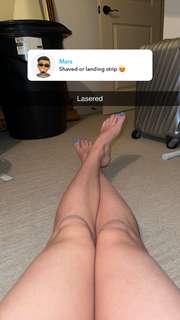 Grace Charis feet photo thumbnail