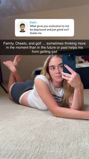 Grace Charis feet photo thumbnail