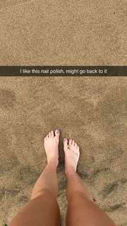 Grace Charis feet photo thumbnail
