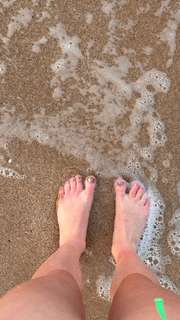 Grace Charis feet photo thumbnail