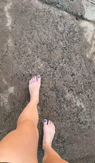 Grace Charis feet photo thumbnail