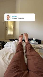 Grace Charis feet photo thumbnail