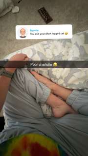 Grace Charis feet photo thumbnail