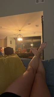 Grace Charis feet photo thumbnail