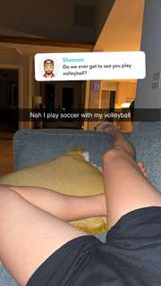 Grace Charis feet photo thumbnail