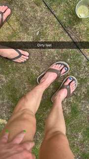 Grace Charis feet photo thumbnail