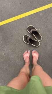 Grace Charis feet photo thumbnail