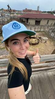 Grace Charis feet photo thumbnail