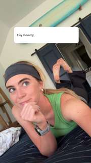 Grace Charis feet photo thumbnail