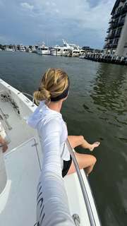 Grace Charis feet photo thumbnail
