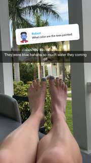 Grace Charis feet photo thumbnail