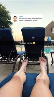 Grace Charis feet photo thumbnail