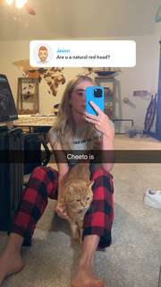 Grace Charis feet photo thumbnail