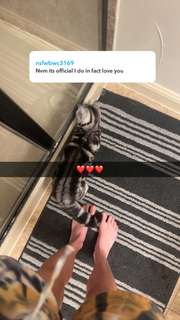 Grace Charis feet photo thumbnail