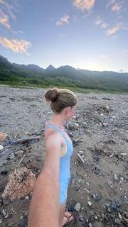 Grace Charis feet photo thumbnail