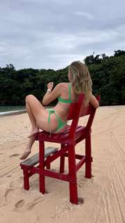 Grace Charis feet photo thumbnail