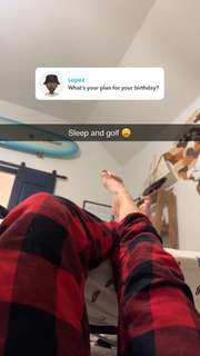 Grace Charis feet photo thumbnail