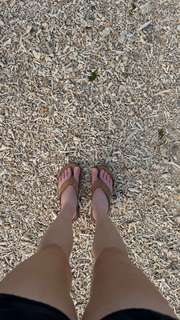 Grace Charis feet photo thumbnail