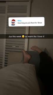 Grace Charis feet photo thumbnail