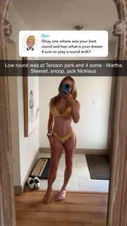 Grace Charis feet photo thumbnail