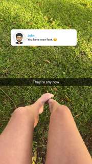 Grace Charis feet photo thumbnail