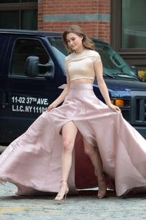 Grace Elizabeth feet photo 14