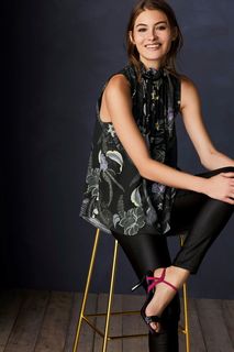 Grace Elizabeth feet photo 5