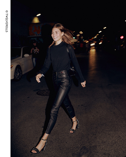 Grace Elizabeth feet photo 16