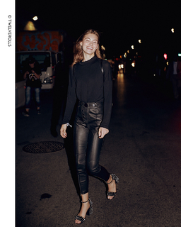 Grace Elizabeth feet photo 15