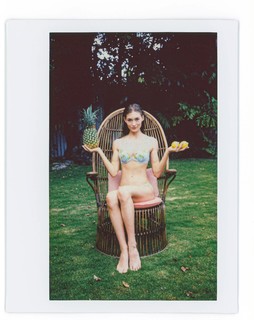 Grace Elizabeth feet photo 8