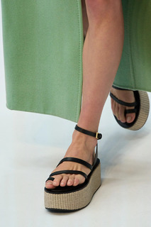 Grace Elizabeth feet photo 15