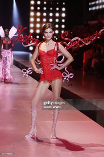 Grace Elizabeth feet photo 2